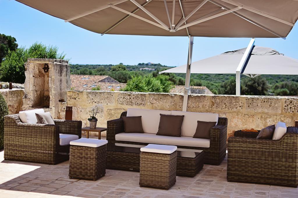 Гостевой дом Cugo Gran Menorca Маон Экстерьер фото