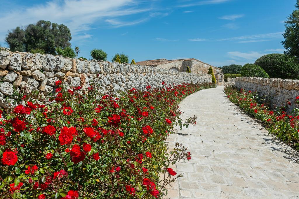 Гостевой дом Cugo Gran Menorca Маон Экстерьер фото